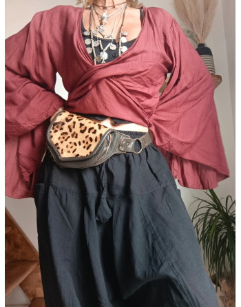 ➸ Cache Coeur Kimono court...
